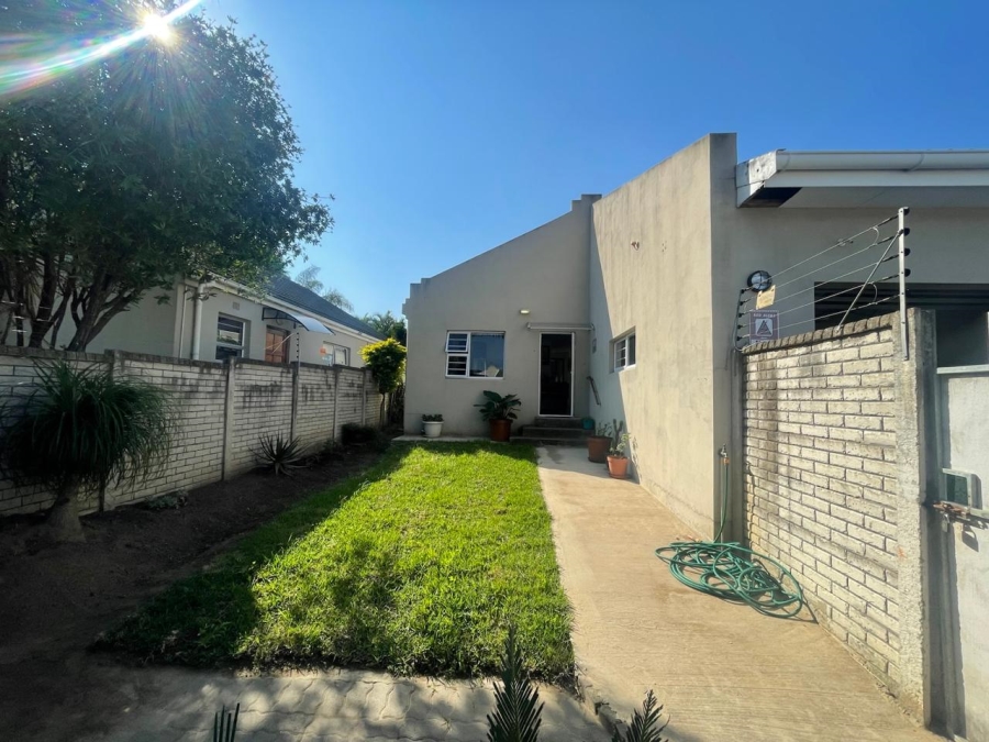3 Bedroom Property for Sale in Abbotsford Eastern Cape